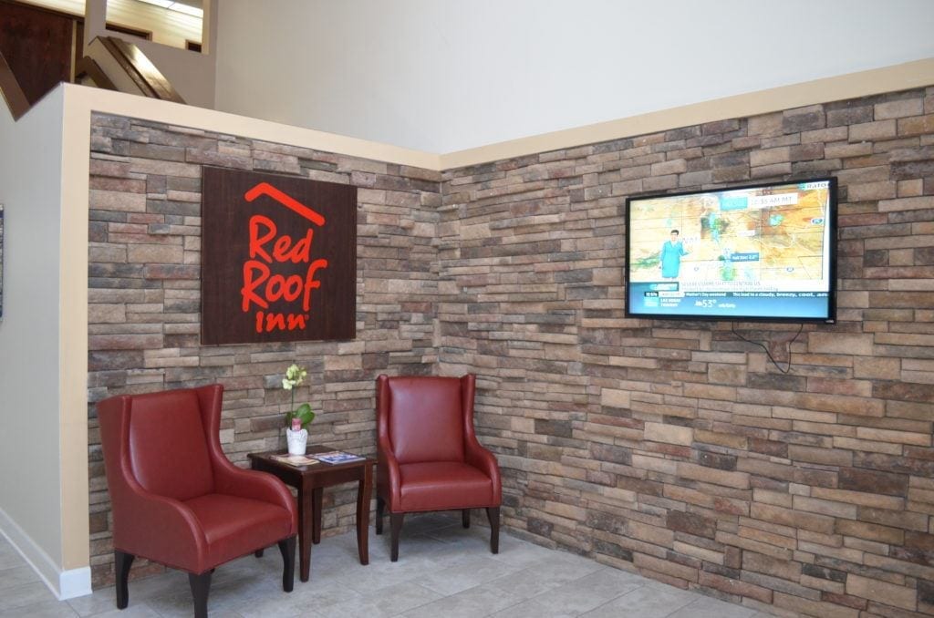 Red Roof Inn and Suites Fort Stewart